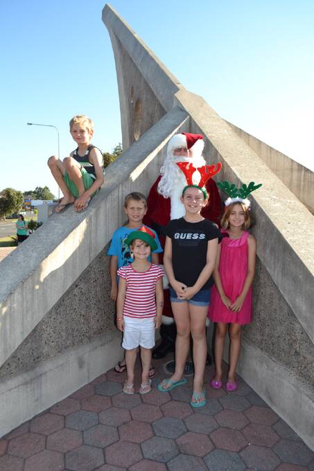 READY TO RUN:  Santa will be the star attraction for the upcoming Presents in the Park featuring the Rotary Club of Singleton’s Santa Fun Run.  Looking forward to the event are kids (l-r) Cooper Cox, 7, Joshua Paul, 9, and his sisters Samantha, 5, and Olivia, 10 and Emma Cox.