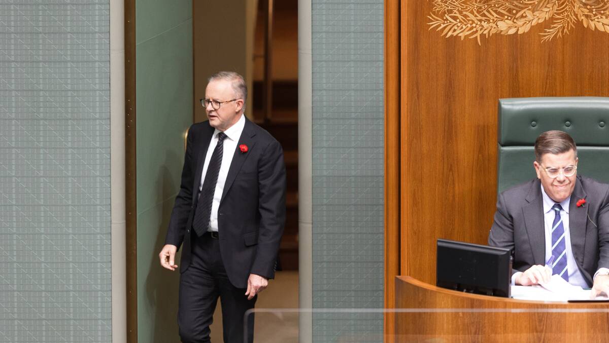 Anthony Albanese is walking into a sitting fortnight laced with danger. Picture by Sitthixay Ditthavong