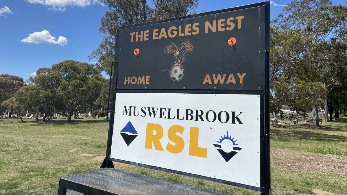 SPONSOR: The Muswellbrook Eagles awarded the Muswellbrook RSL Club with a 'Sponsor Appreciation Award' for their support in 2021. Photo: Mathew Perry