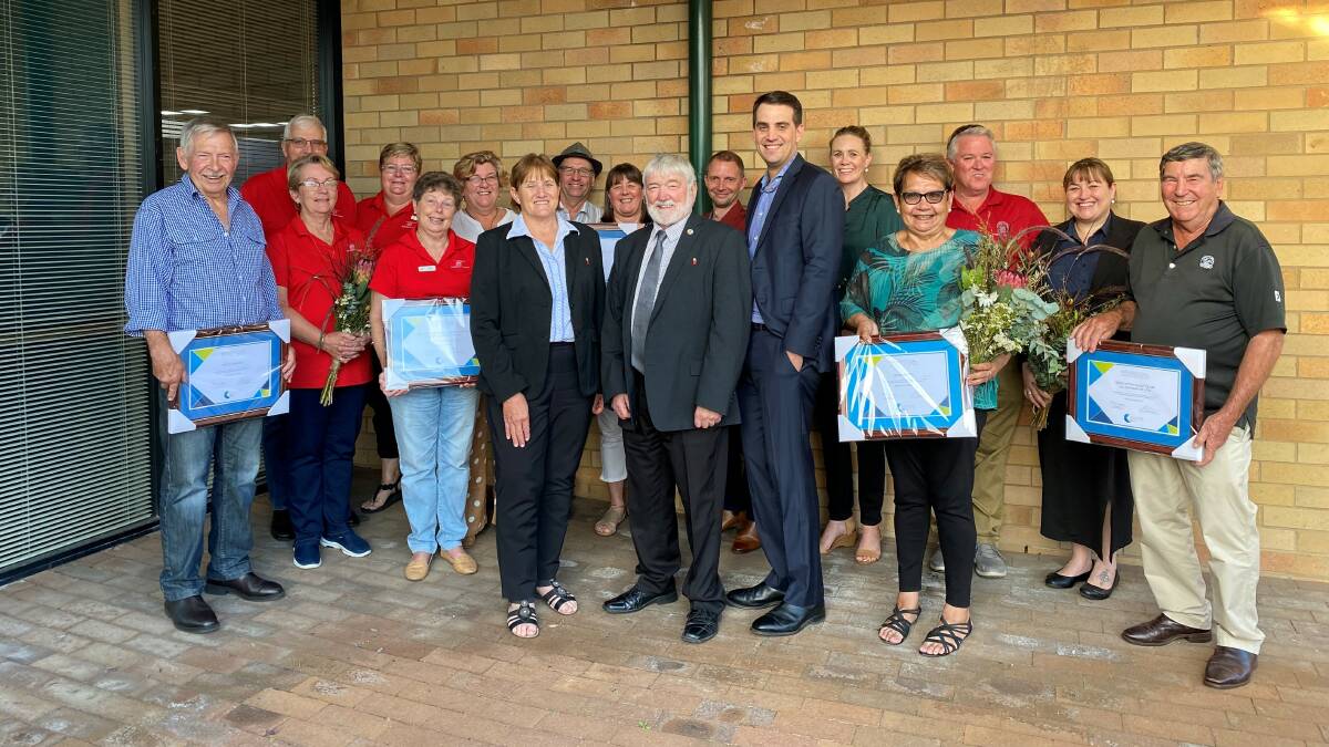 HALL OF FAME: Wambo Coal Singleton Hall of Fame chairman Cr Godfrey Adamthwaite, Mayor of Singleton Cr Sue Moore and Peabody Energy Wambo Coal Environment and Community Manager Peter Jaeger with the 2021 Wambo Coal Singleton Hall of Fame inductees. Picture: Singleton Council