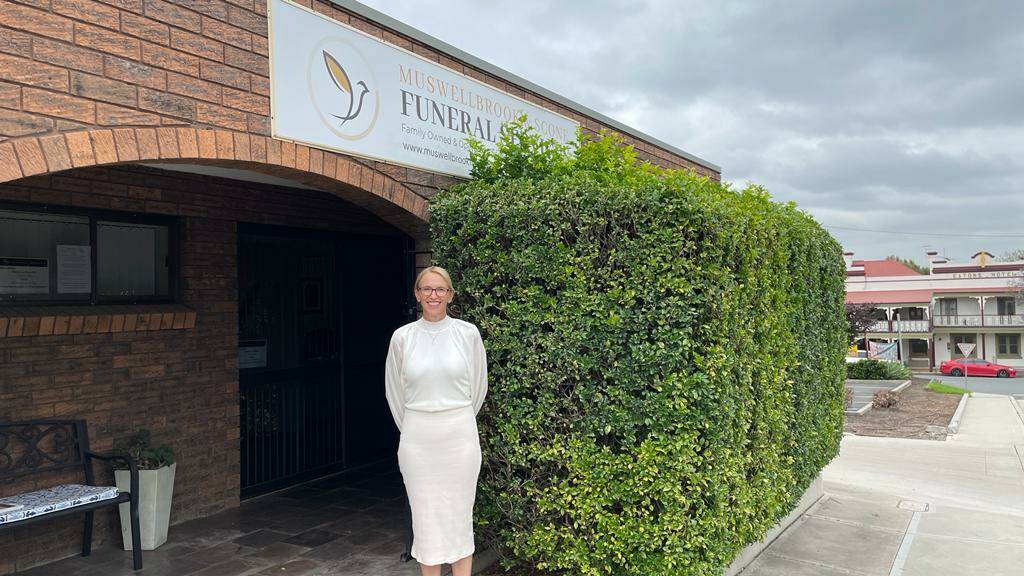 LOCAL: Sheryl Folpp outside the office of Muswellbrook and Scone Funeral Services in Muswellbrook. Picture: Mathew Perry