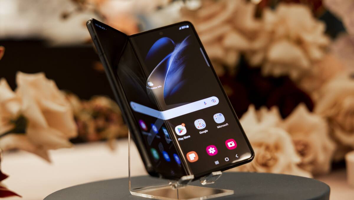 The Galaxy Z Fold4 has dual screen capabilities, allowing users to seamlessly navigate between apps, making working on the go a more efficient process. Picture supplied