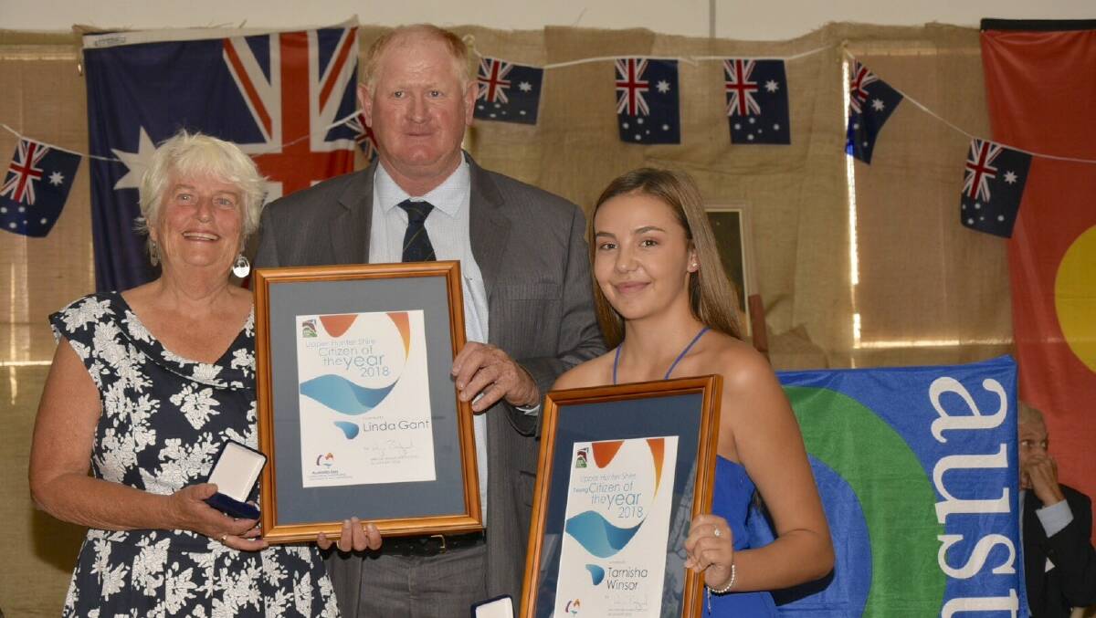 2018 Upper Hunter Shire Australia Day Citizen and Young Citizen of the Year, Linda Gant and Tarnisha Winsor, receive their awards from deputy mayor Maurice Collison