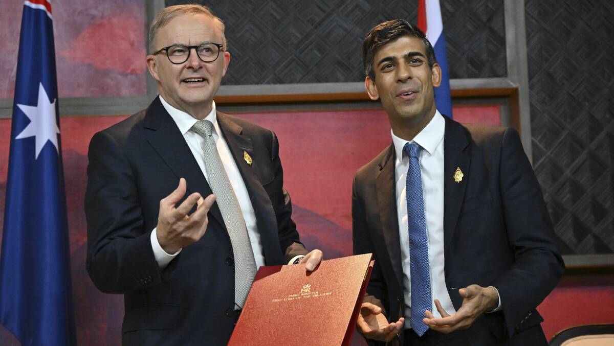 Prime Minister Anthony Albanese met with new British Prime Minister Rishi Sunak. Picture AP