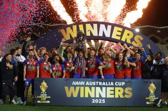 Australia Cup final: Jets claim first trophy in 17 years after young subs score twice in extra-time