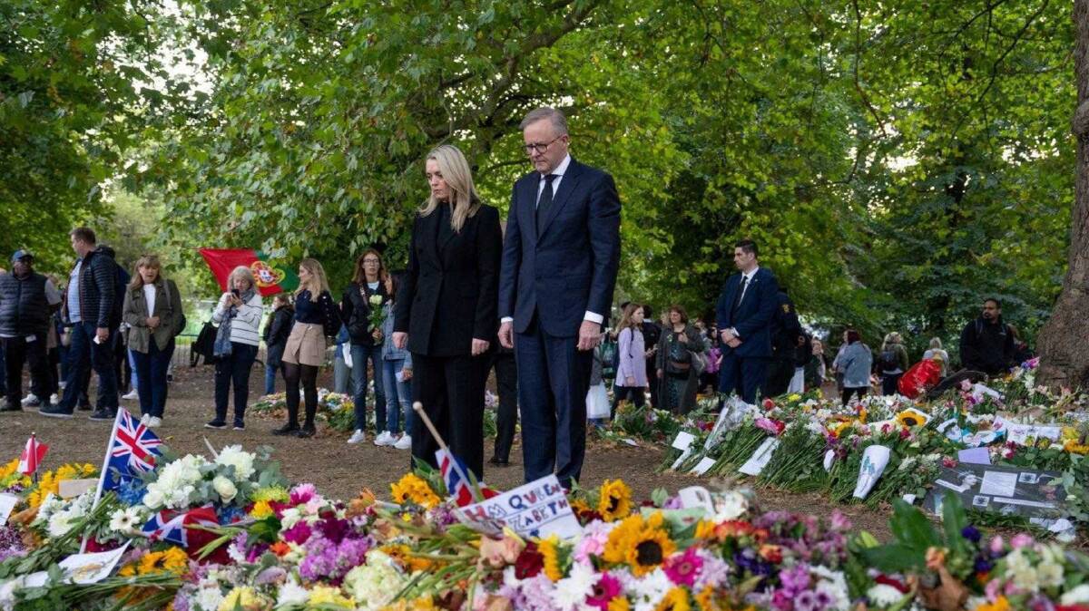 Albanese and partner Jodie Haydon have joined mourners in Green Park. Picture supplied.
