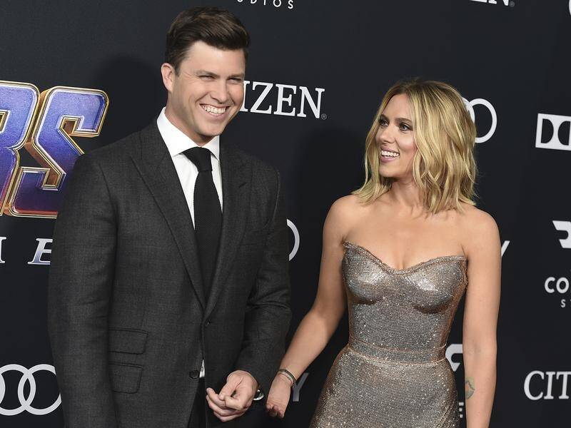 Scarlett Johansson (R) and Colin Jost have been engaged.