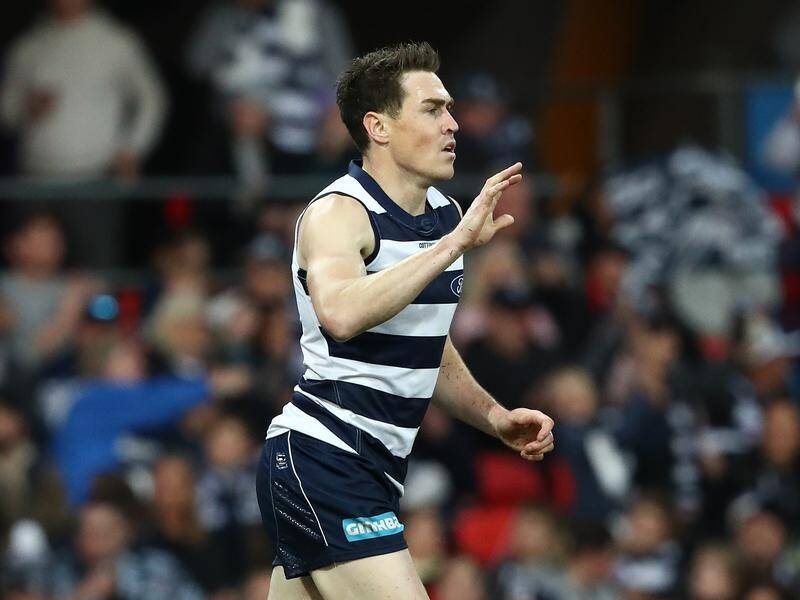 Forward Jeremy Cameron suffered a low-grade hamstring strain in Geelong's over Gold Coast. (Jason O'BRIEN/AAP PHOTOS)