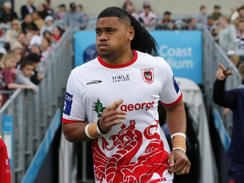 Moses Suli said he didn't want to swap Manly for Dragons, and nor did new recruit Viliami Fifita. (Darren Pateman/AAP PHOTOS)