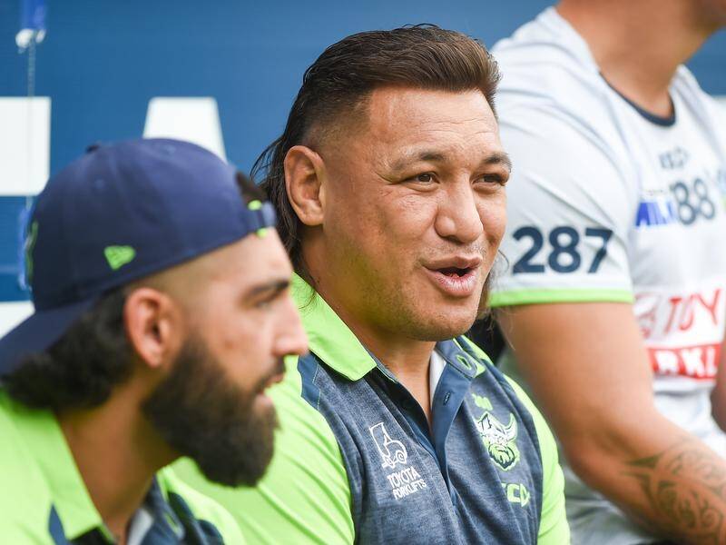 Prop Josh Papali'i (c) will return from a calf injury for Canberra's round-four trip to Newcastle. (Scott Radford-Chisholm/AAP PHOTOS)