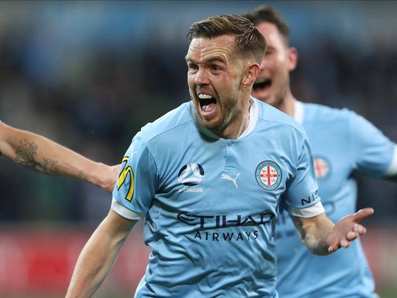 Injured Craig Noone is doing everything in his power to play in the A-League grand final.