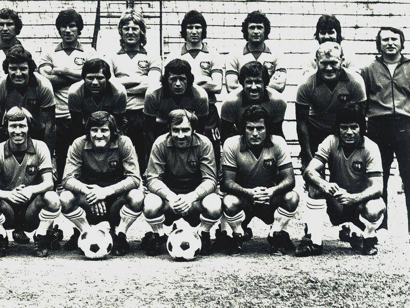 Manfred Schaefer, middle row, second from right, with the Socceroos ahead of the 1974 World Cup. (AP PHOTO)
