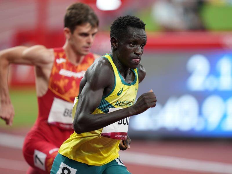 Peter Bol has finished a gutsy fourth in the men's 800m in Tokyo after leading into the straight.