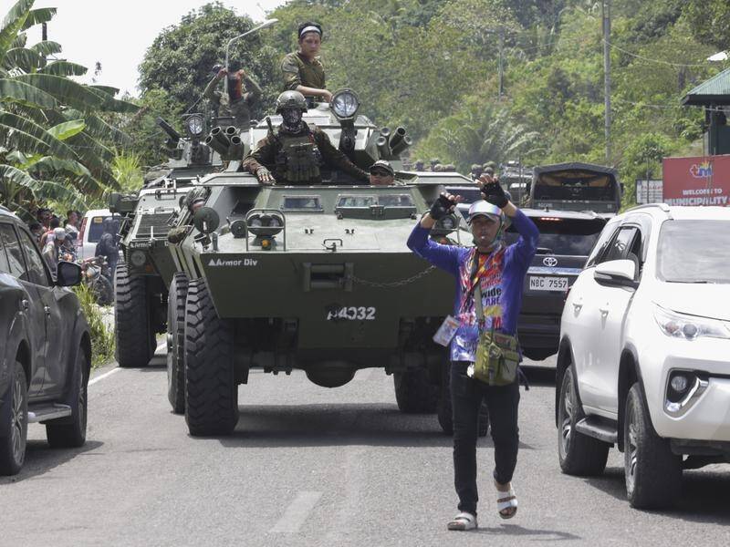 Four Muslim militants have been killed in a clash with government soldiers in the Philippines